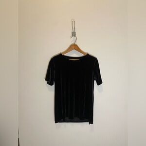 Old Navy Black Velvet Short Sleeve Tee